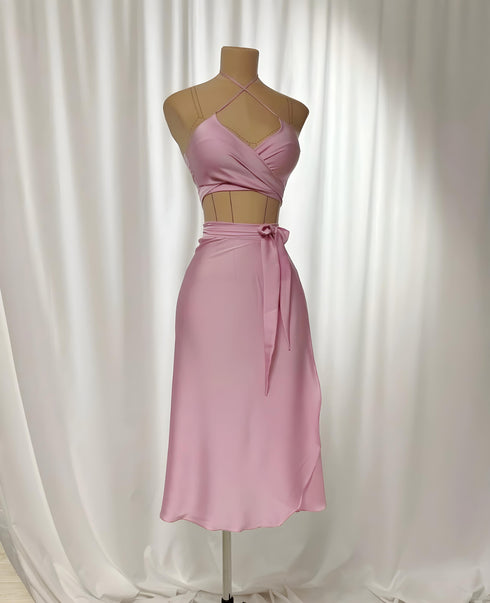 (30%) OFF - Luxury Silk Halter Wrap Midi Dress - Elegant and Versatile Evening Wear